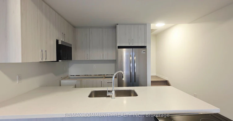 105-158 Matawin Lane, Richmond Hill, ON, L4B 0H7 - 4
