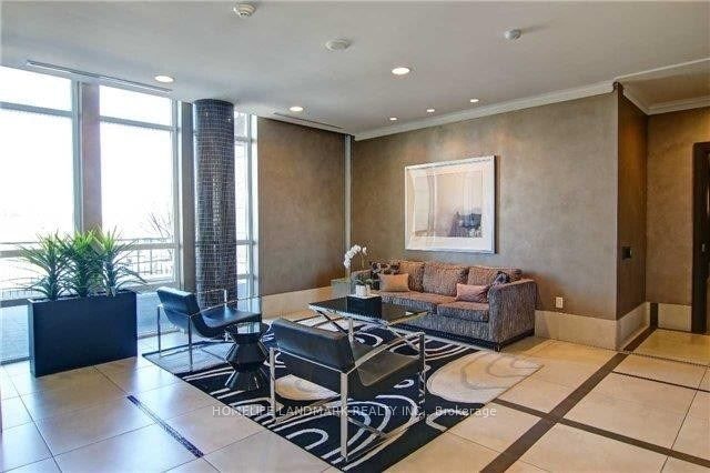513-131 Upper Duke Crescent, Markham, ON, L6G 0B9 - 4