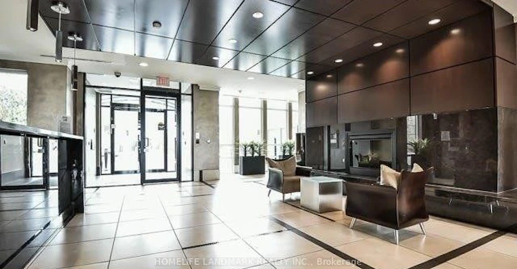 513-131 Upper Duke Crescent, Markham, ON, L6G 0B9 - 3