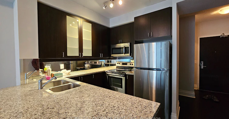 513-131 Upper Duke Crescent, Markham, ON, L6G 0B9 - 7
