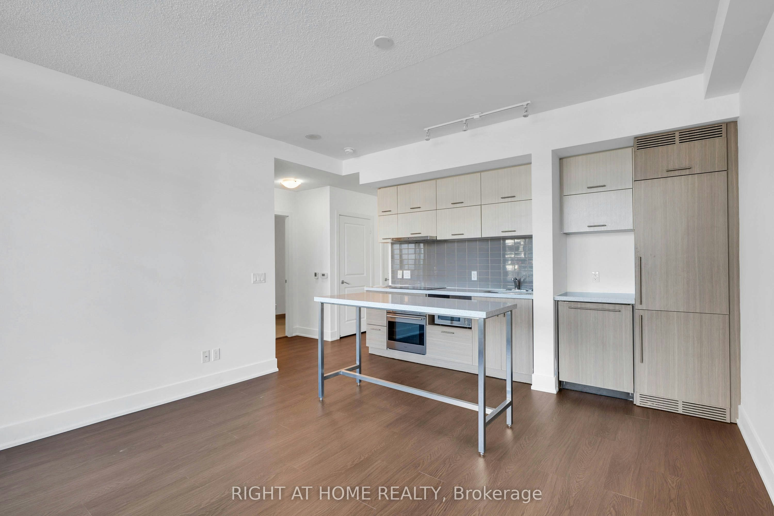 701-180 Enterprise Boulevard, Markham, ON, L6G 0G4 - 10