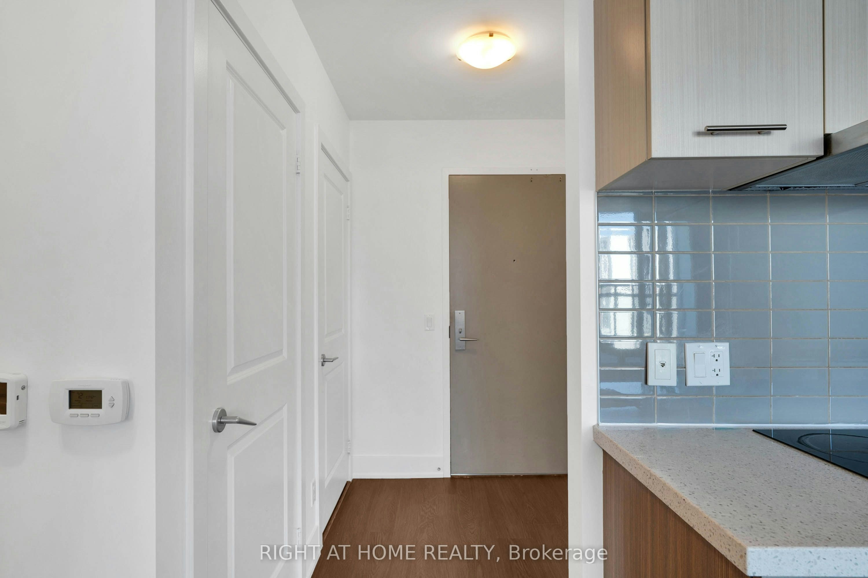701-180 Enterprise Boulevard, Markham, ON, L6G 0G4 - 7