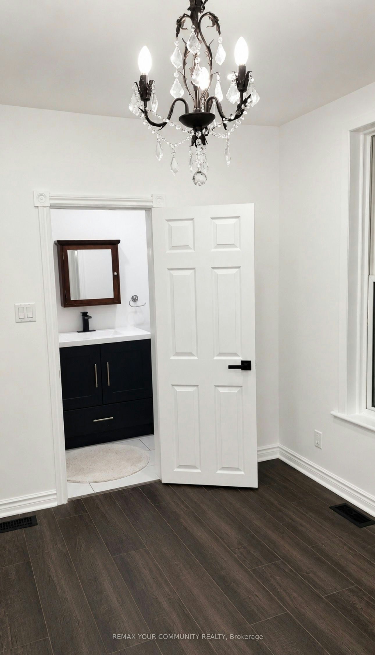 Main-96 Gurnett Street, Aurora, ON, L4G 1P6 - 7