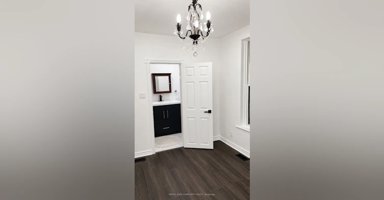 Main-96 Gurnett Street, Aurora, ON, L4G 1P6 - 7
