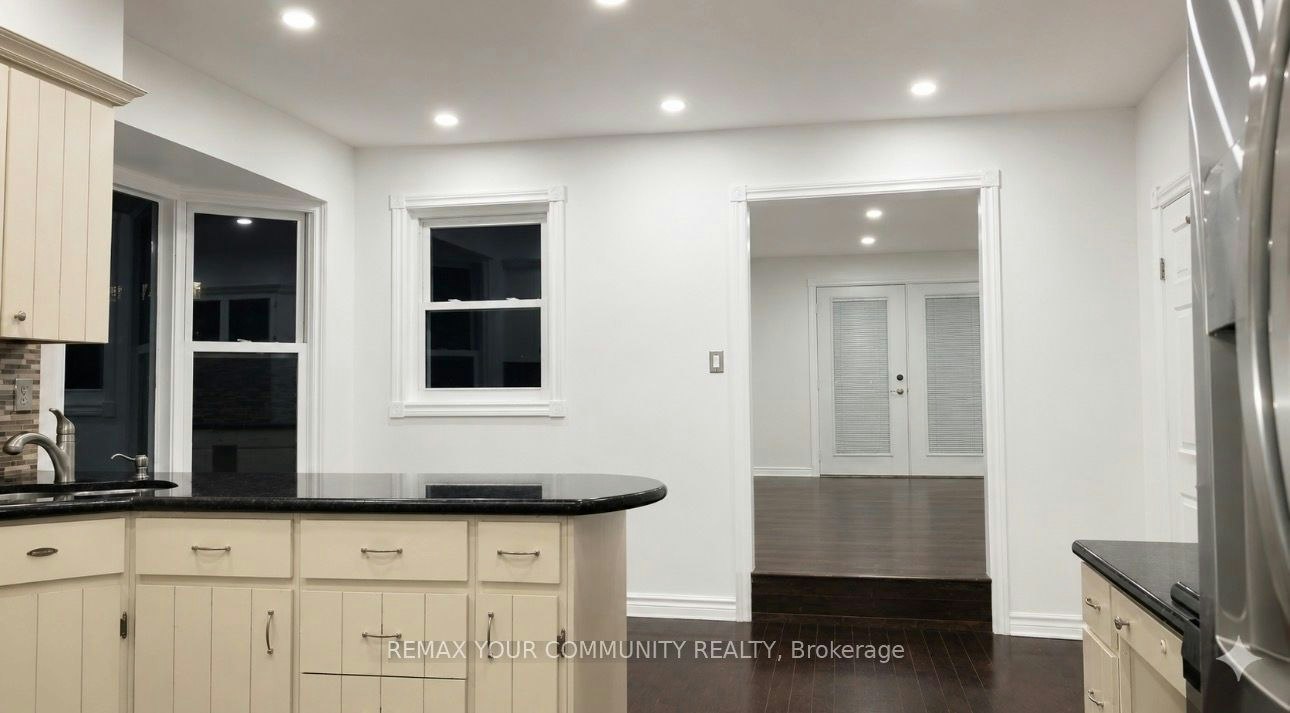 Main-96 Gurnett Street, Aurora, ON, L4G 1P6 - 5