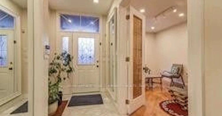 137 Arnold Avenue, Vaughan, ON, L4J 1B8 - 16