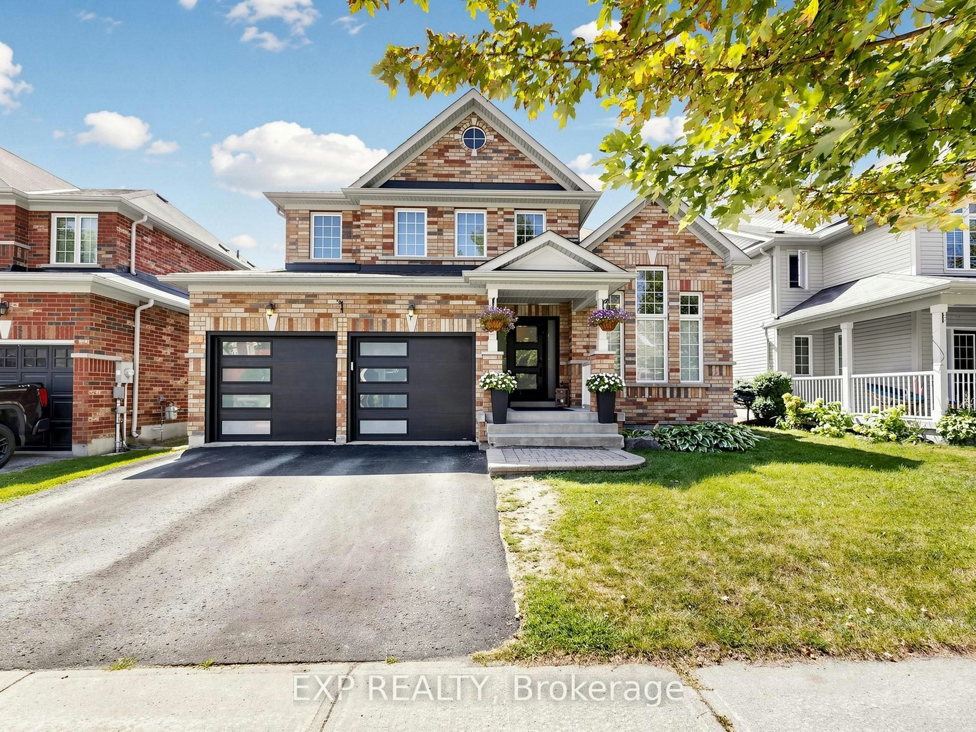 9 Carness Crescent, Georgina, ON, L4P 0B6