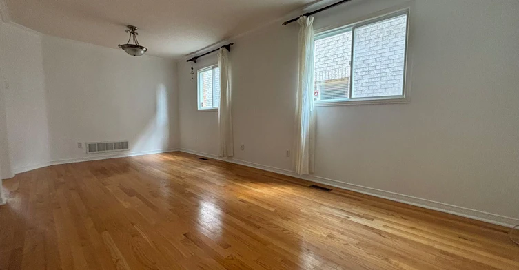 9 Baltic Street, Richmond Hill, ON, L4B 4H8 - 2