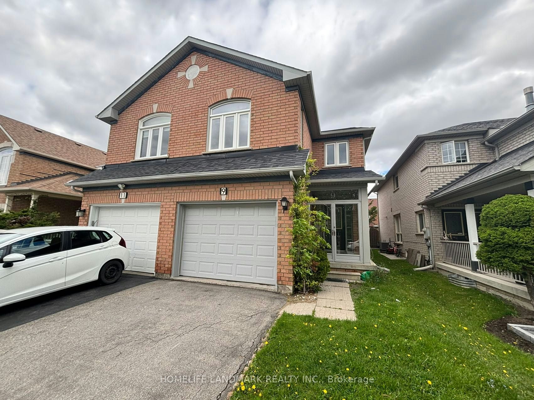 9 Baltic Street, Richmond Hill, ON, L4B 4H8