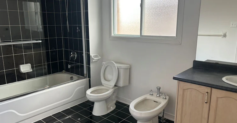 9 Baltic Street, Richmond Hill, ON, L4B 4H8 - 11