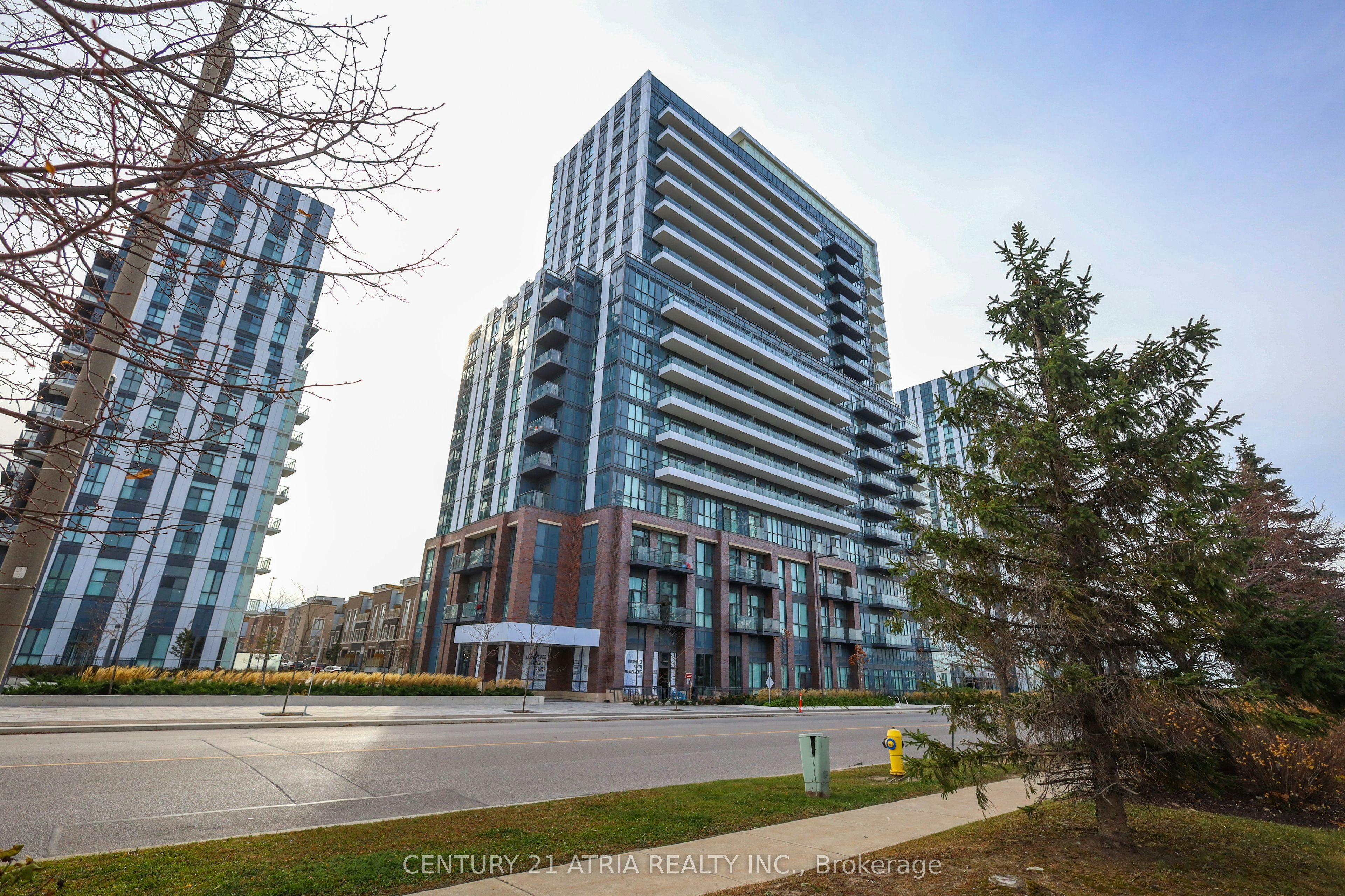 701-38 Honeycrisp Crescent, Vaughan, ON, L4K 5C3