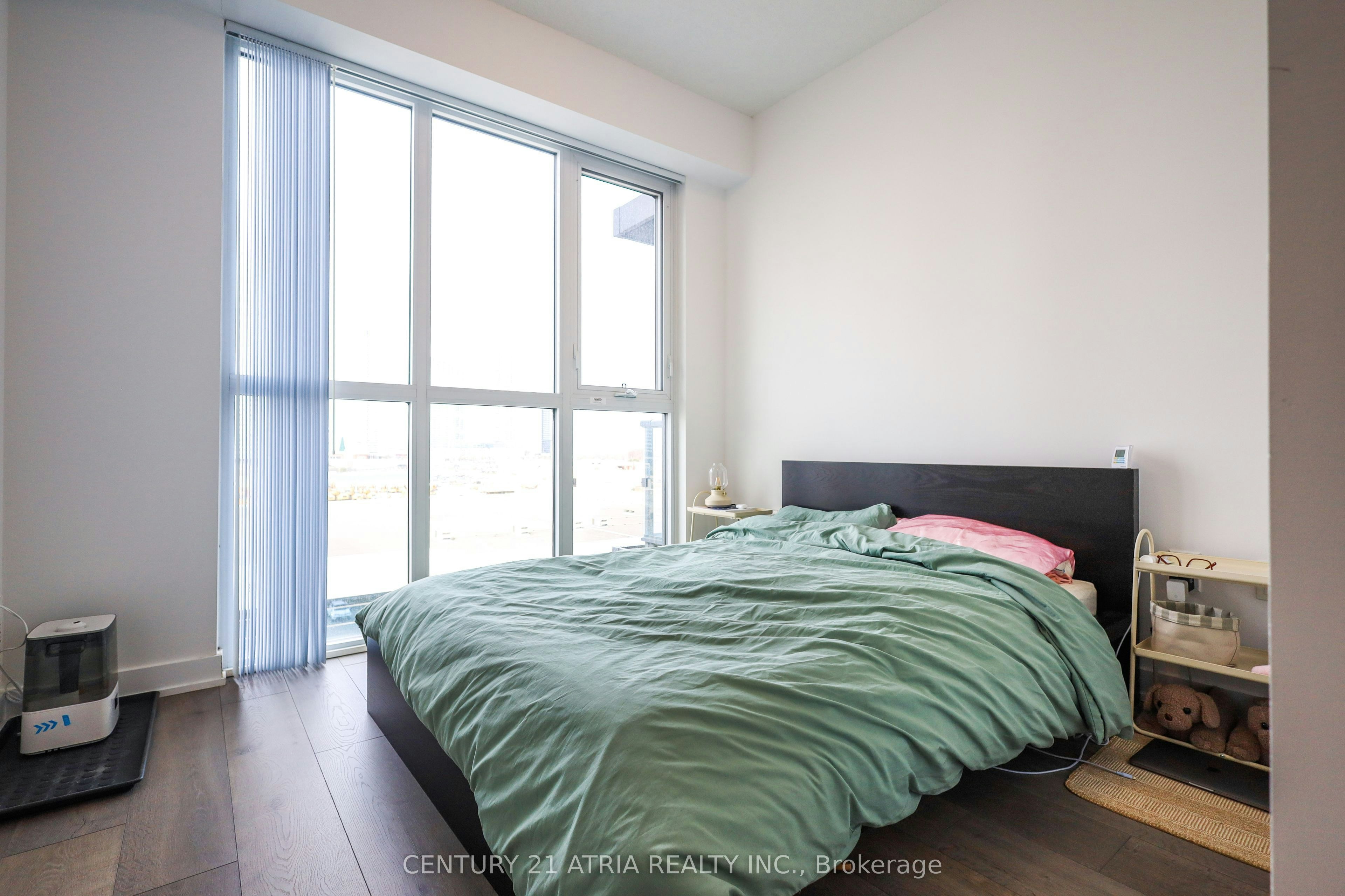 701-38 Honeycrisp Crescent, Vaughan, ON, L4K 5C3 - 20