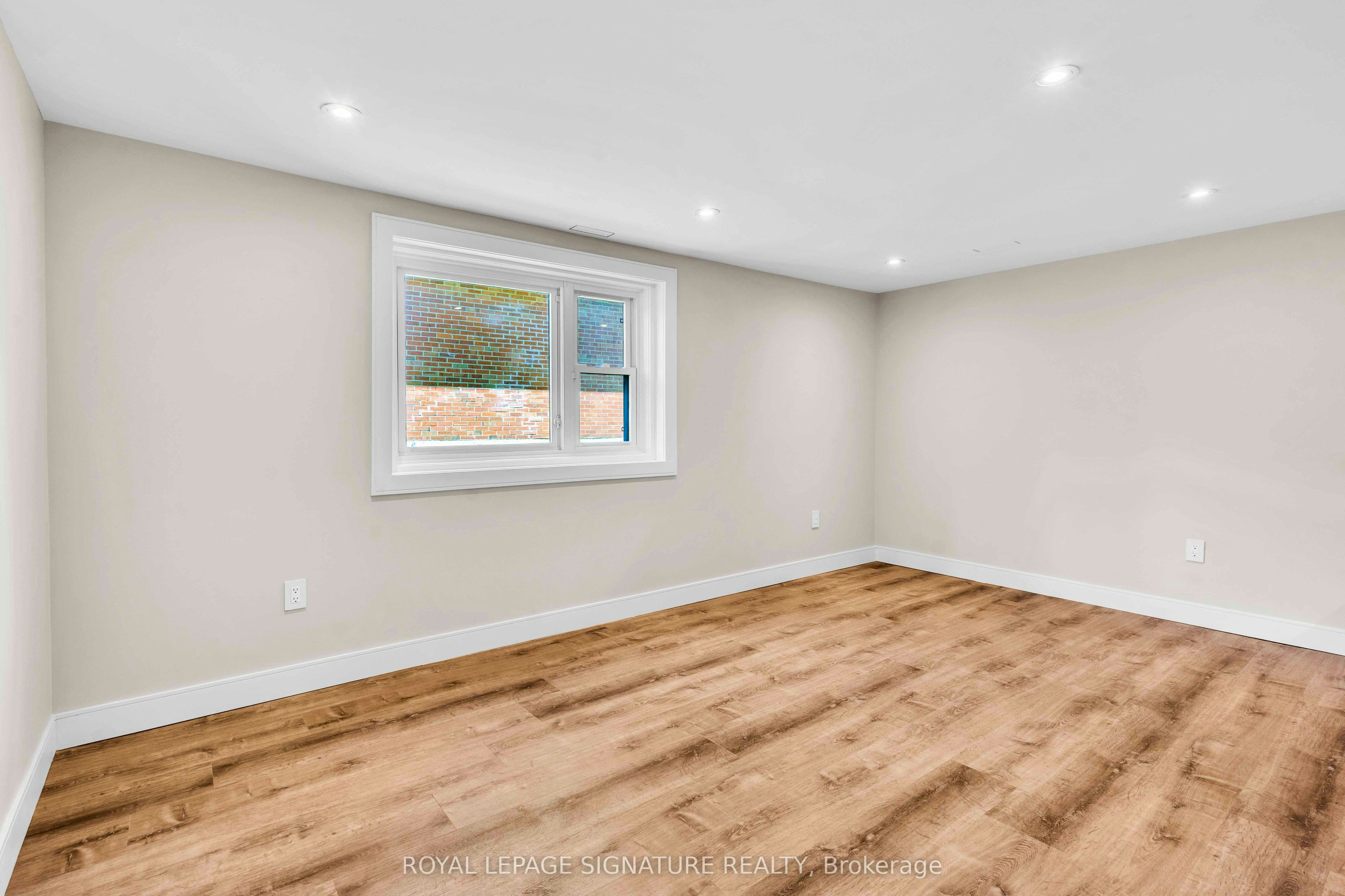 2-986 Srigley Street, Newmarket, ON, L3Y 1Y3 - 2