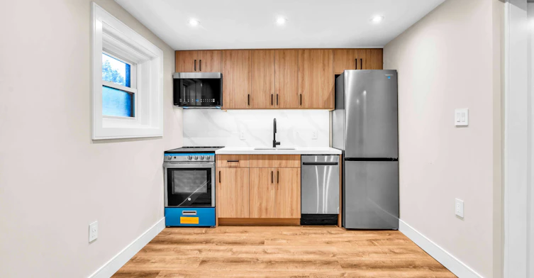3-986 Srigley Street, Newmarket, ON, L3Y 1Y3 - 4