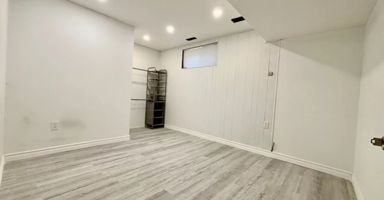 Basement-46 Crestwood Road, Vaughan, ON, L4J 1A5 - 7