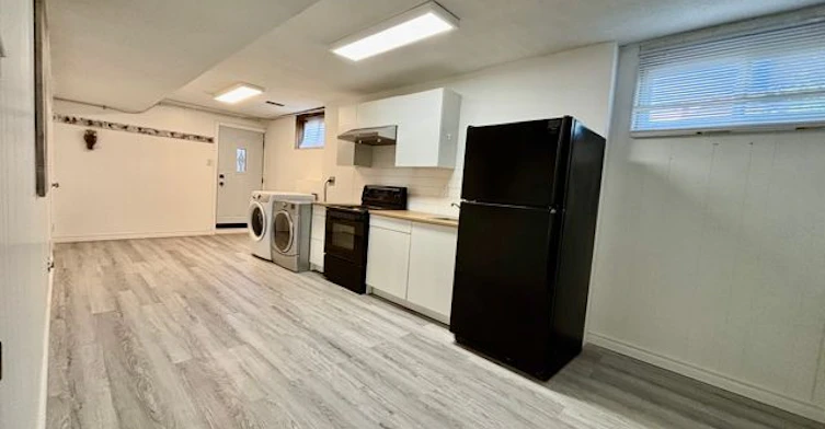 Basement-46 Crestwood Road, Vaughan, ON, L4J 1A5 - 3