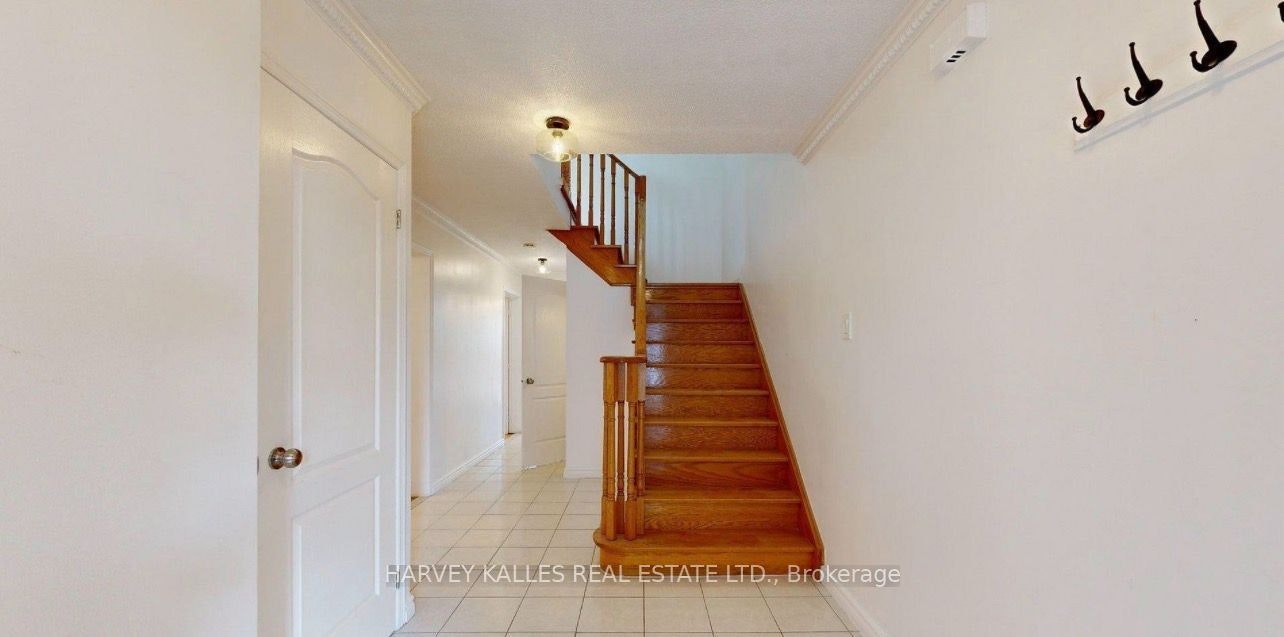 Upper-71 Olivewood Drive, Markham, ON, L3S 3E2 - 19