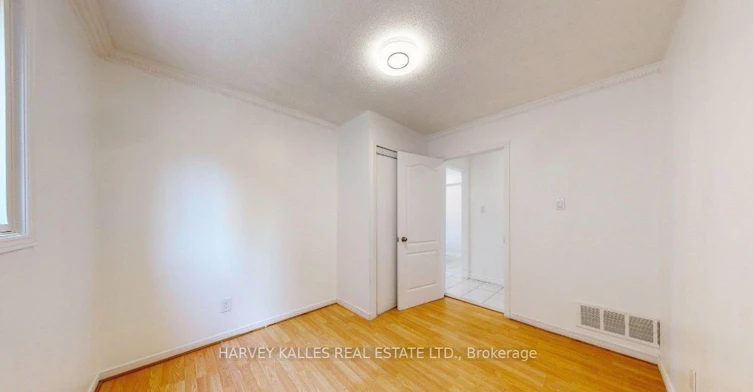 Upper-71 Olivewood Drive, Markham, ON, L3S 3E2 - 17
