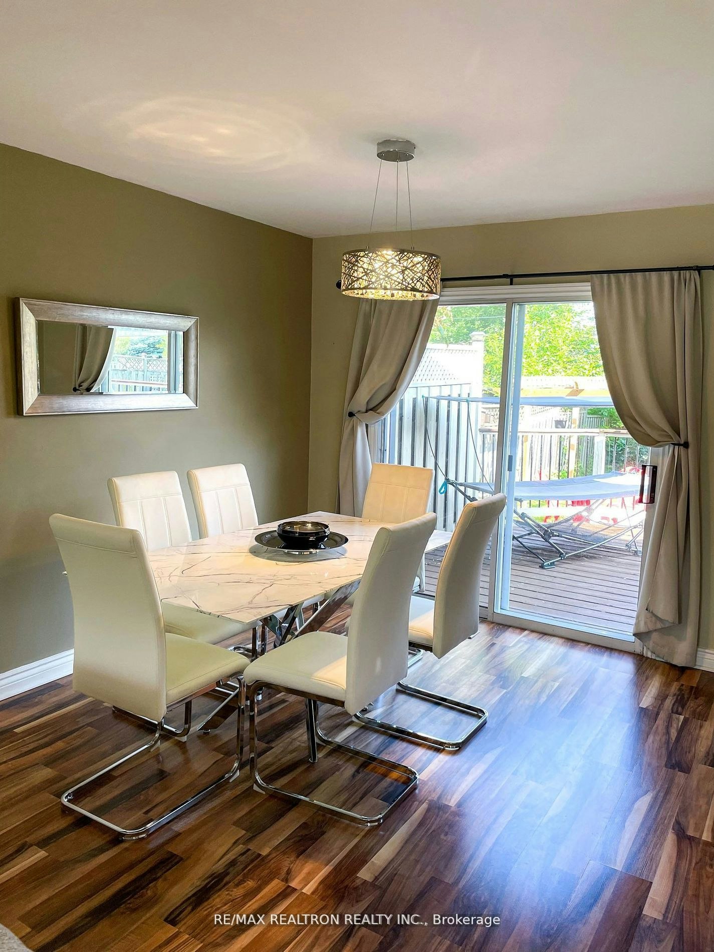298 Glenwoods Avenue, Georgina, ON, L4P 2W8 - 3