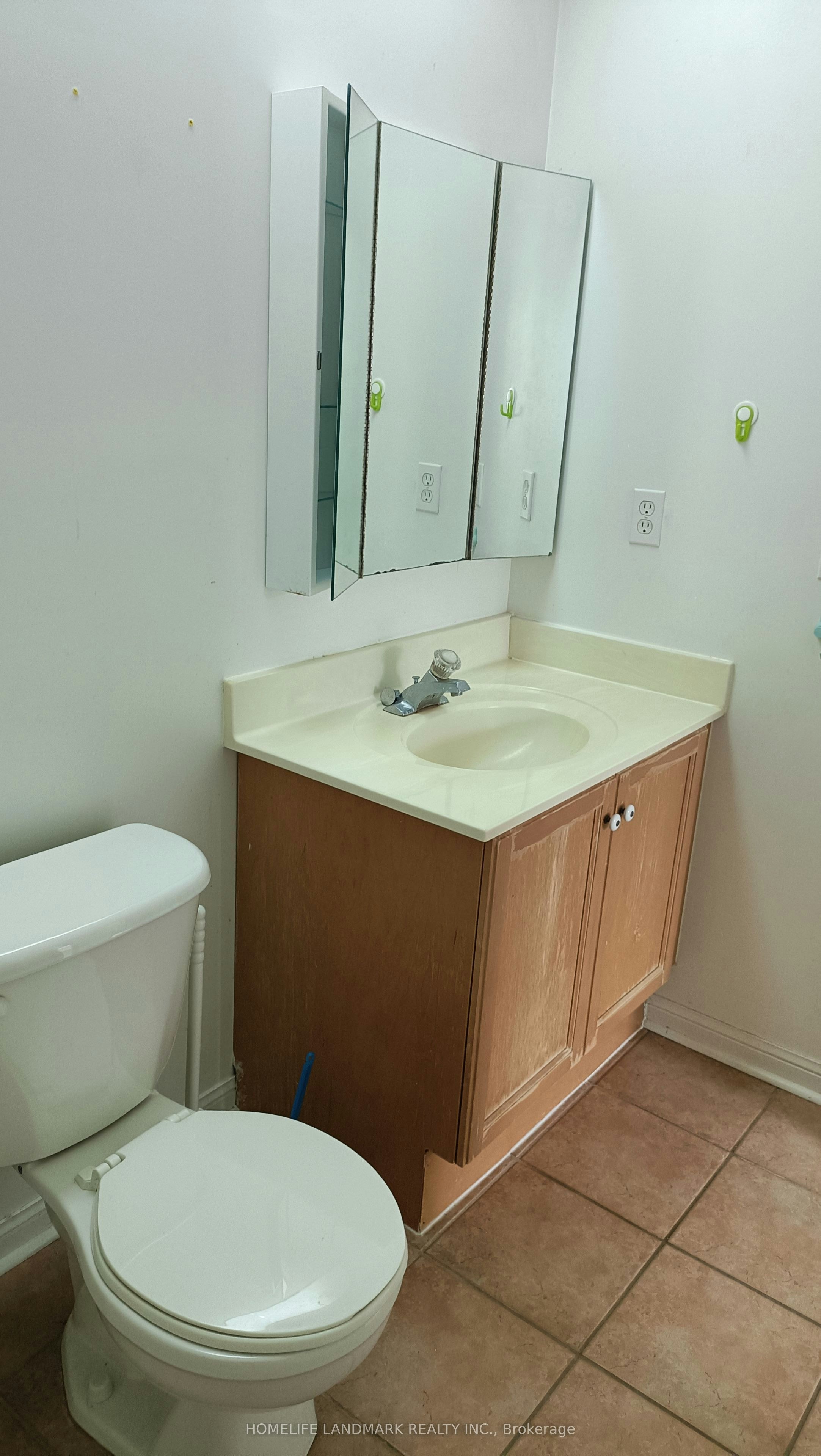 13A-18 St. Moritz Way, Markham, ON, L3R 4G2 - 27