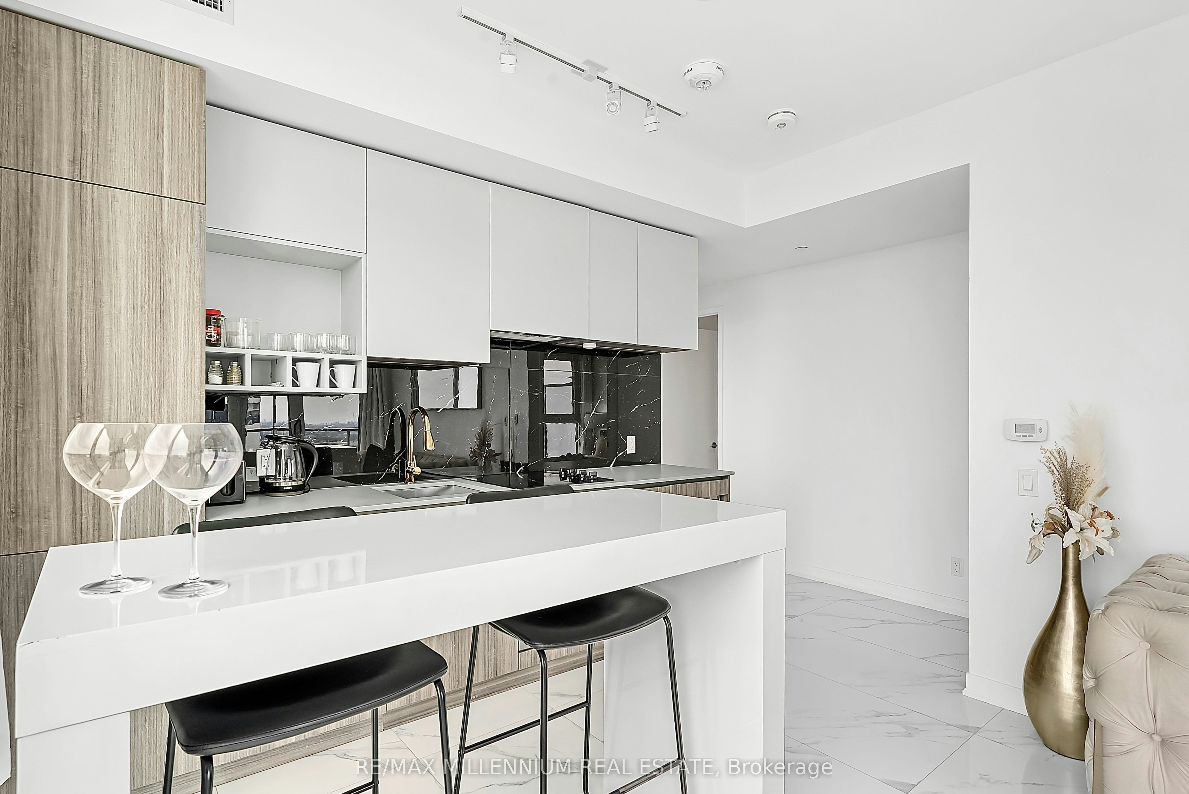 4109-898 Portage Parkway, Vaughan, ON, L4K 0J6 - 14