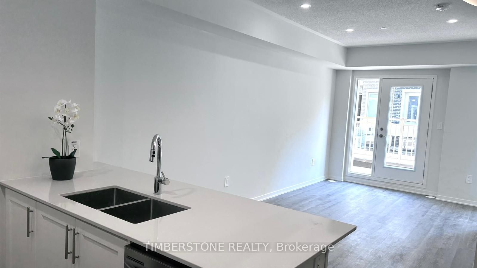 40-21 Honeycrisp Crescent, Vaughan, ON, L4K 0N6 - 4