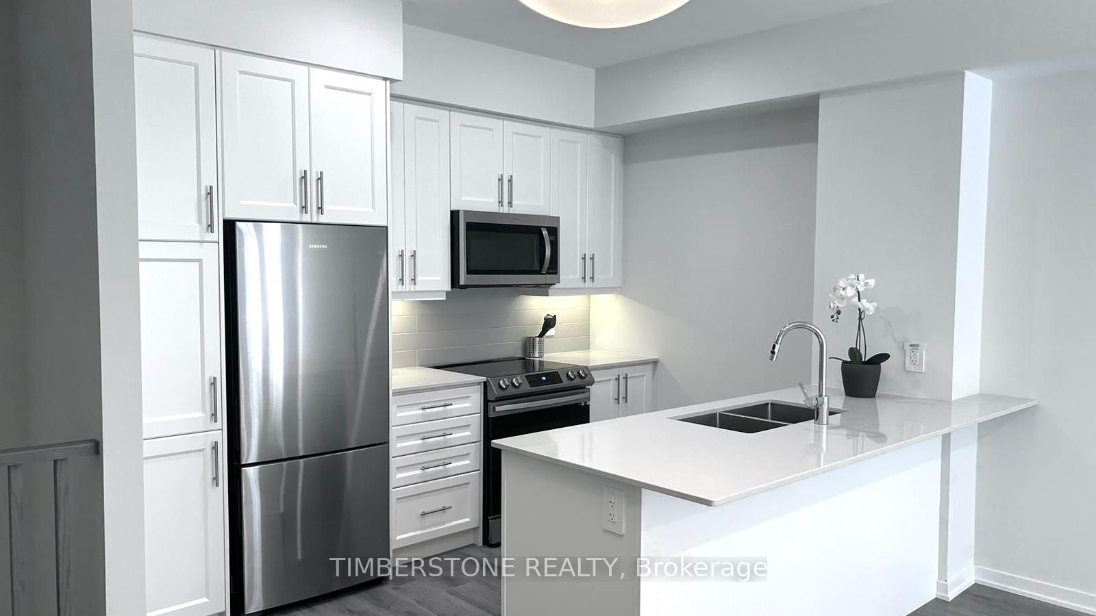 40-21 Honeycrisp Crescent, Vaughan, ON, L4K 0N6