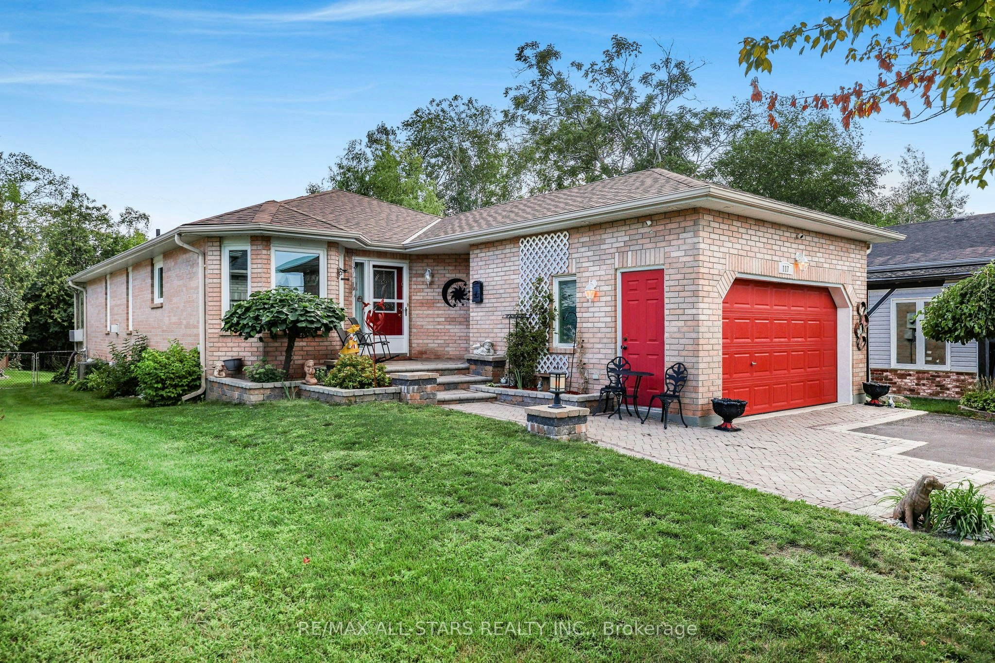 117 Riverglen Drive, Georgina, ON, L4P 2R3