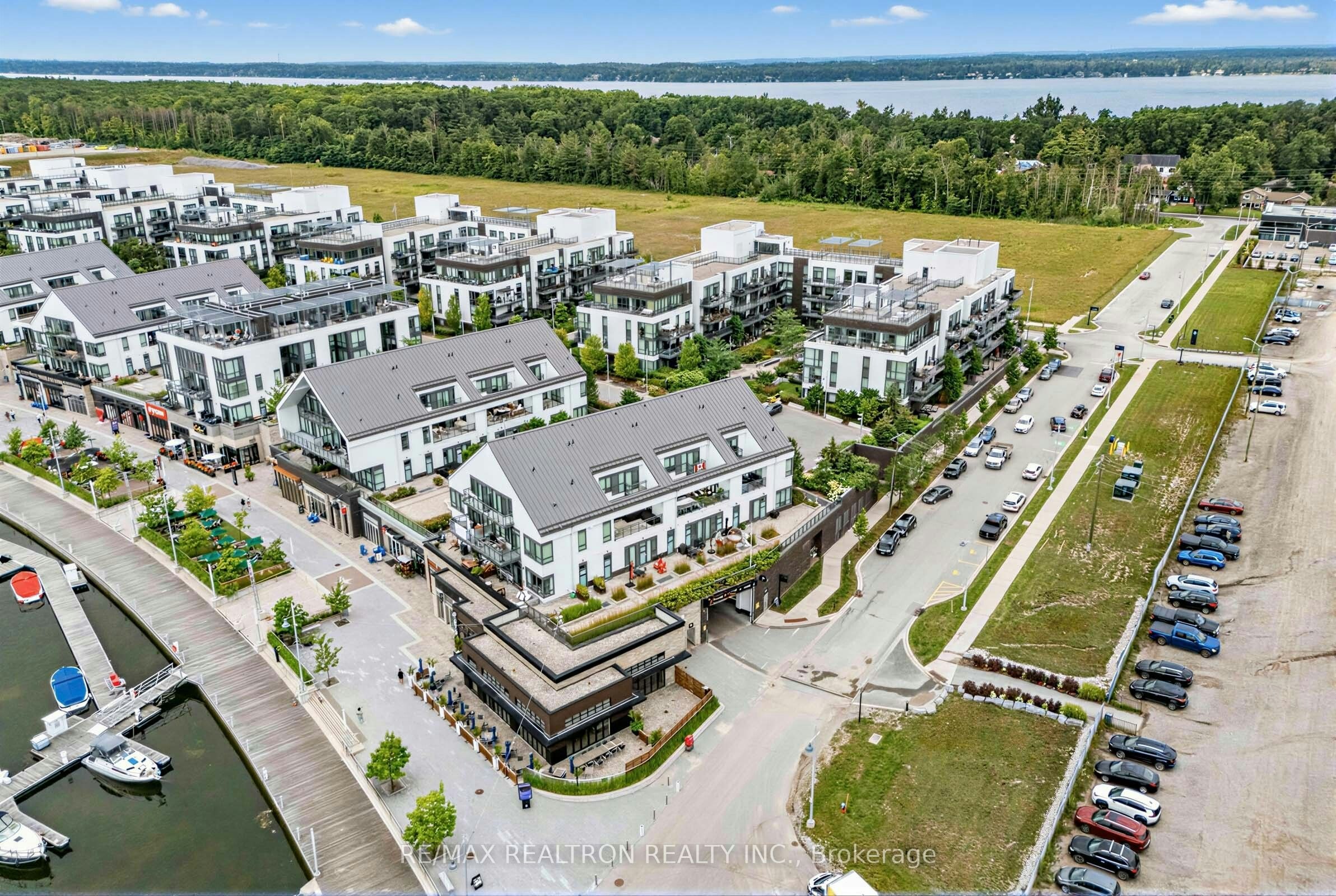8-233 Broward Way, Innisfil, ON, L9S 0M5
