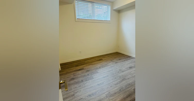 14-22 Lytham Green Circle, Newmarket, ON, L3Y 0H5 - 17