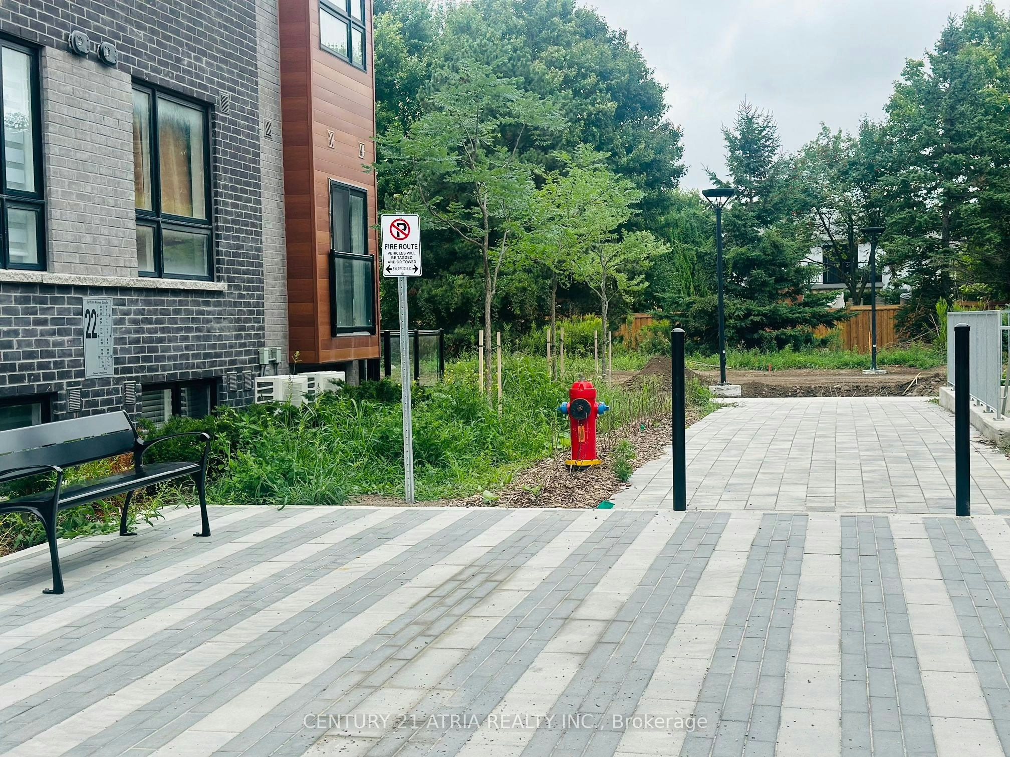 14-22 Lytham Green Circle, Newmarket, ON, L3Y 0H5 - 18