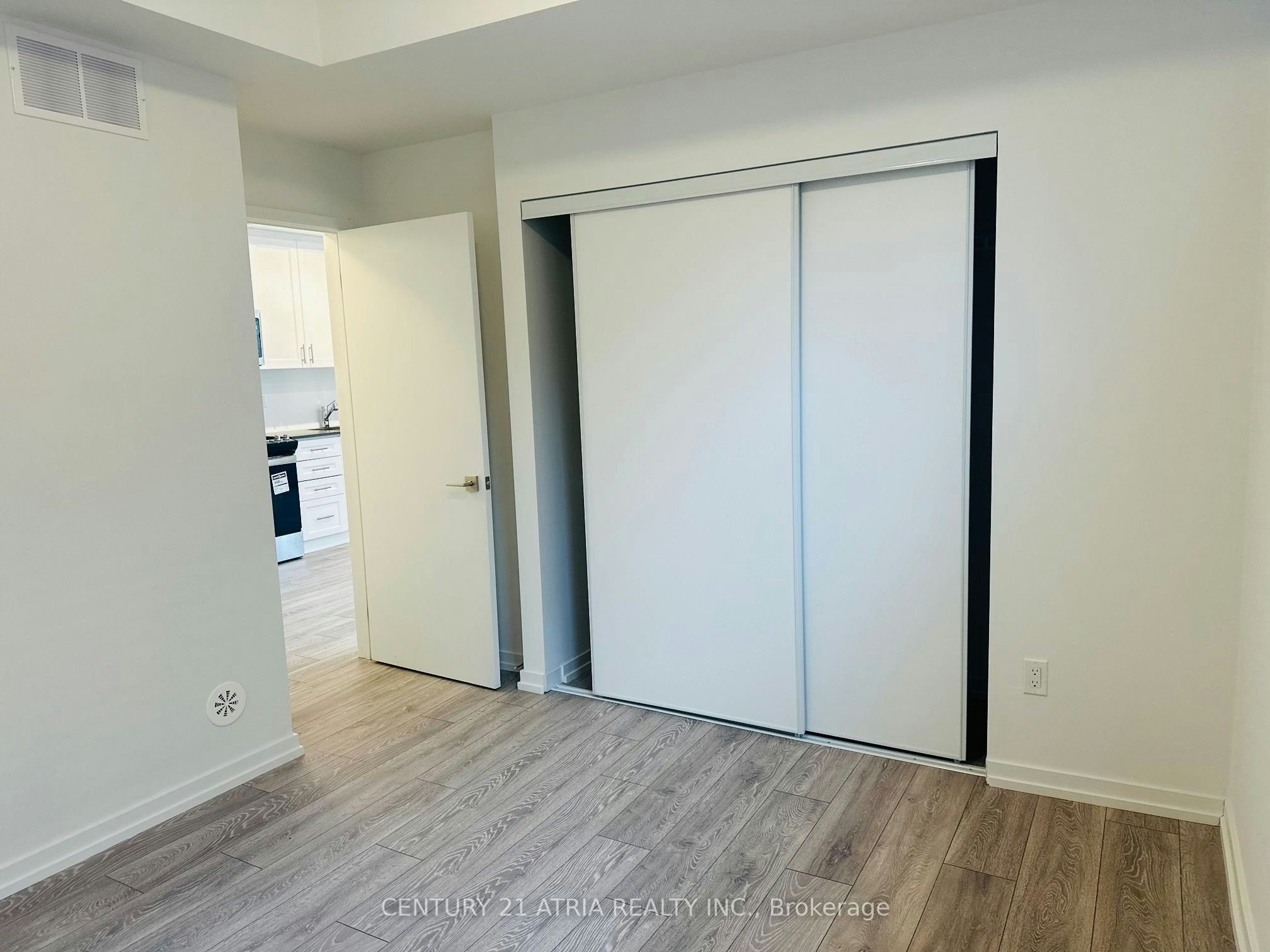 14-22 Lytham Green Circle, Newmarket, ON, L3Y 0H5 - 15