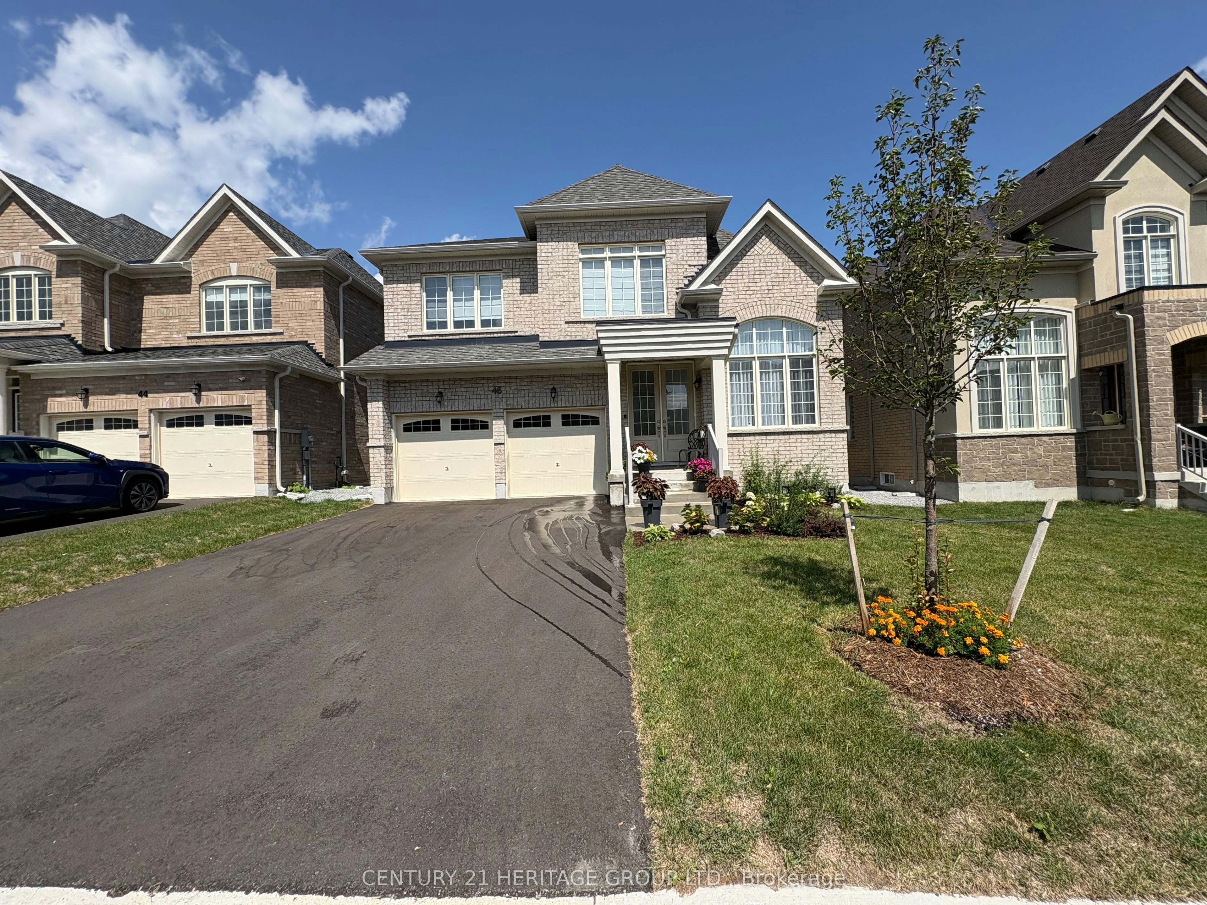 46 Faimira Avenue, Georgina, ON, L4P 0B7 - 2