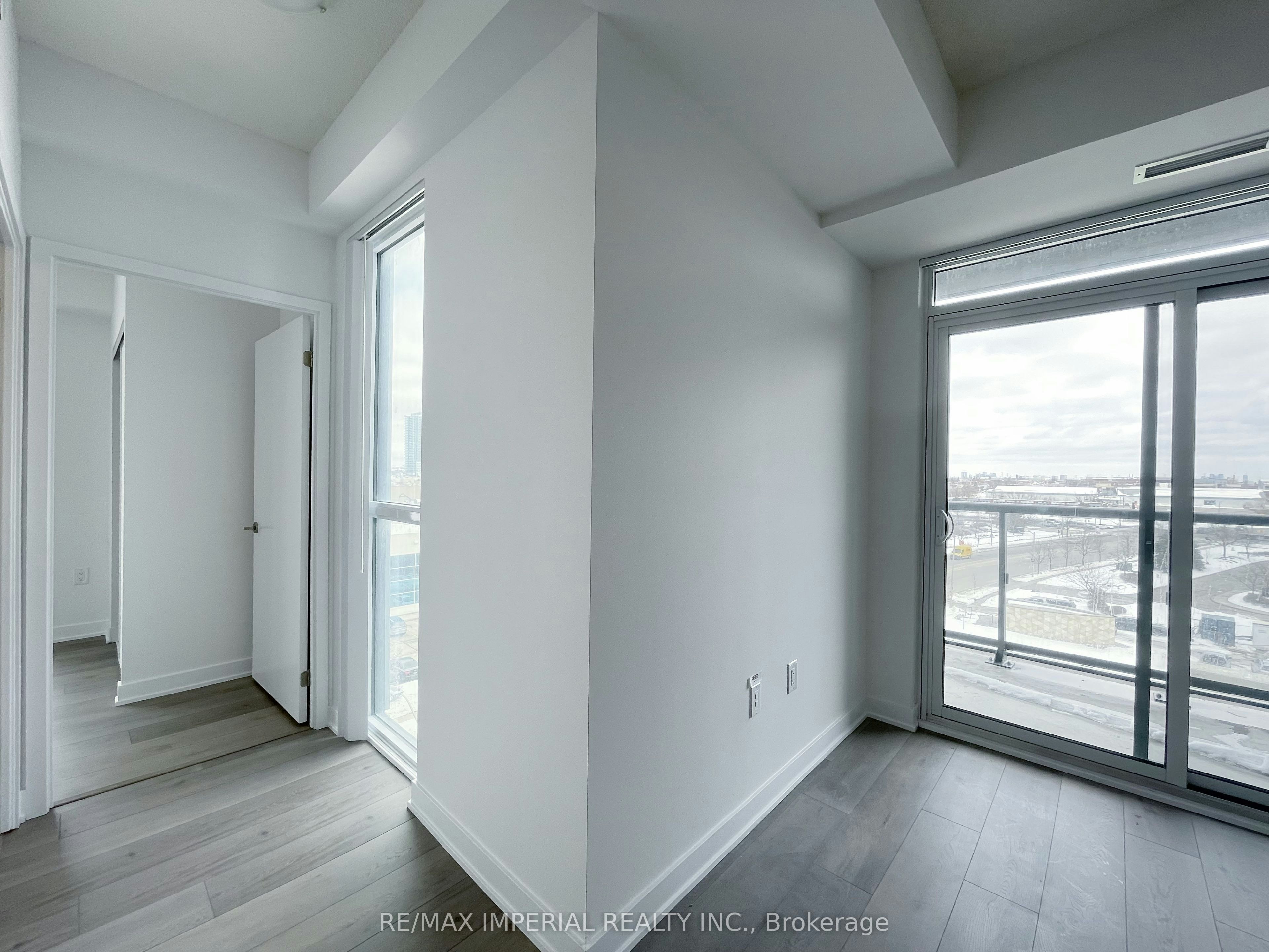616-38 Honeycrisp Crescent, Vaughan, ON, L4K 0M7 - 6