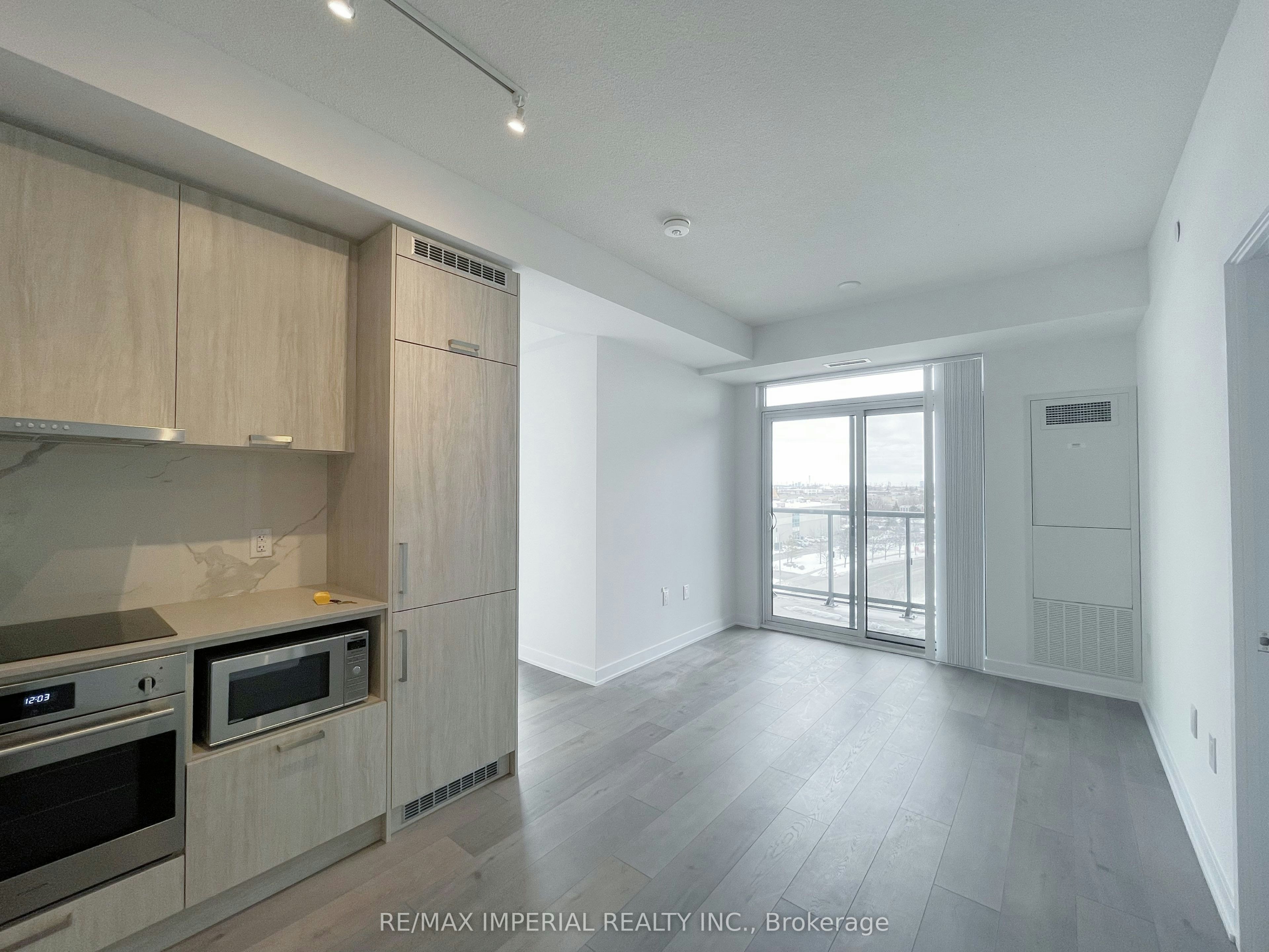 616-38 Honeycrisp Crescent, Vaughan, ON, L4K 0M7 - 17