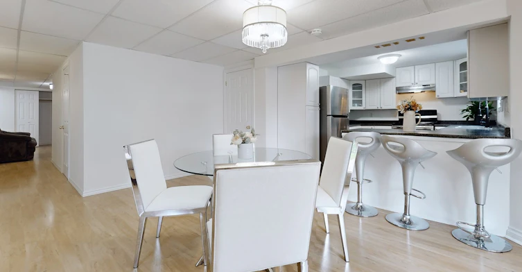 Lower Level-267 Savage Road, Newmarket, ON, L3X 1S1 - 5
