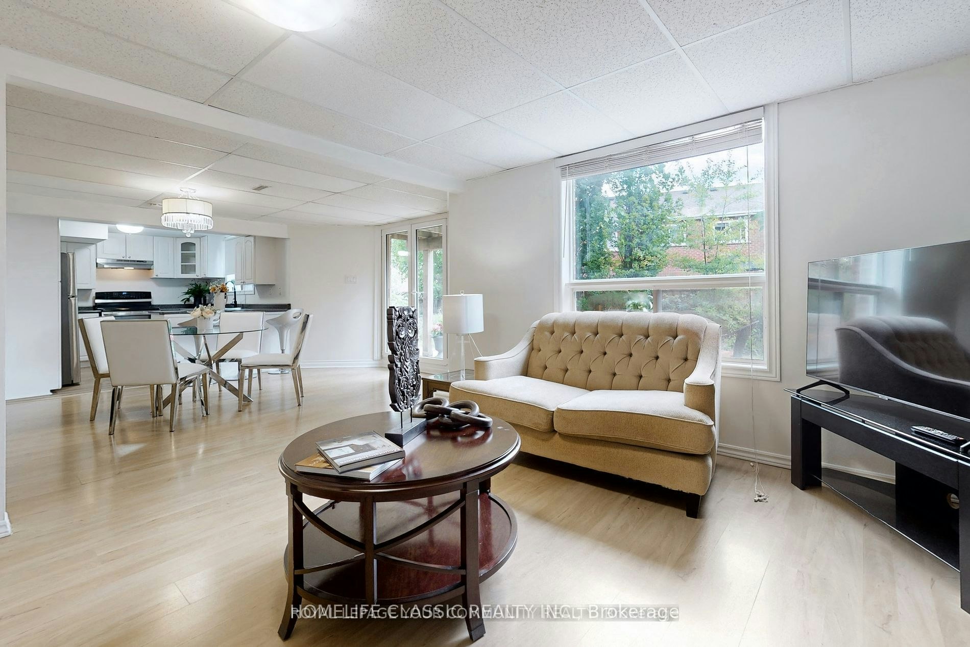 Lower Level-267 Savage Road, Newmarket, ON, L3X 1S1 - 4