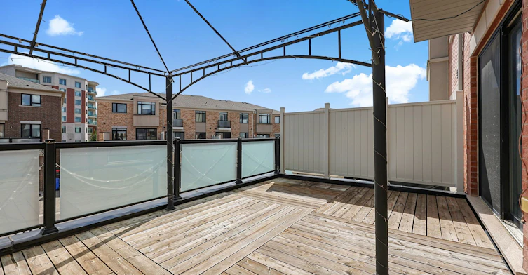 21 Sparks Street, Aurora, ON, L4G 0Z9 - 14