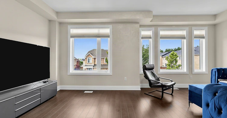 21 Sparks Street, Aurora, ON, L4G 0Z9 - 17