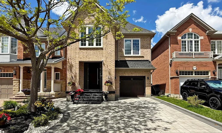 115 Bentoak Crescent