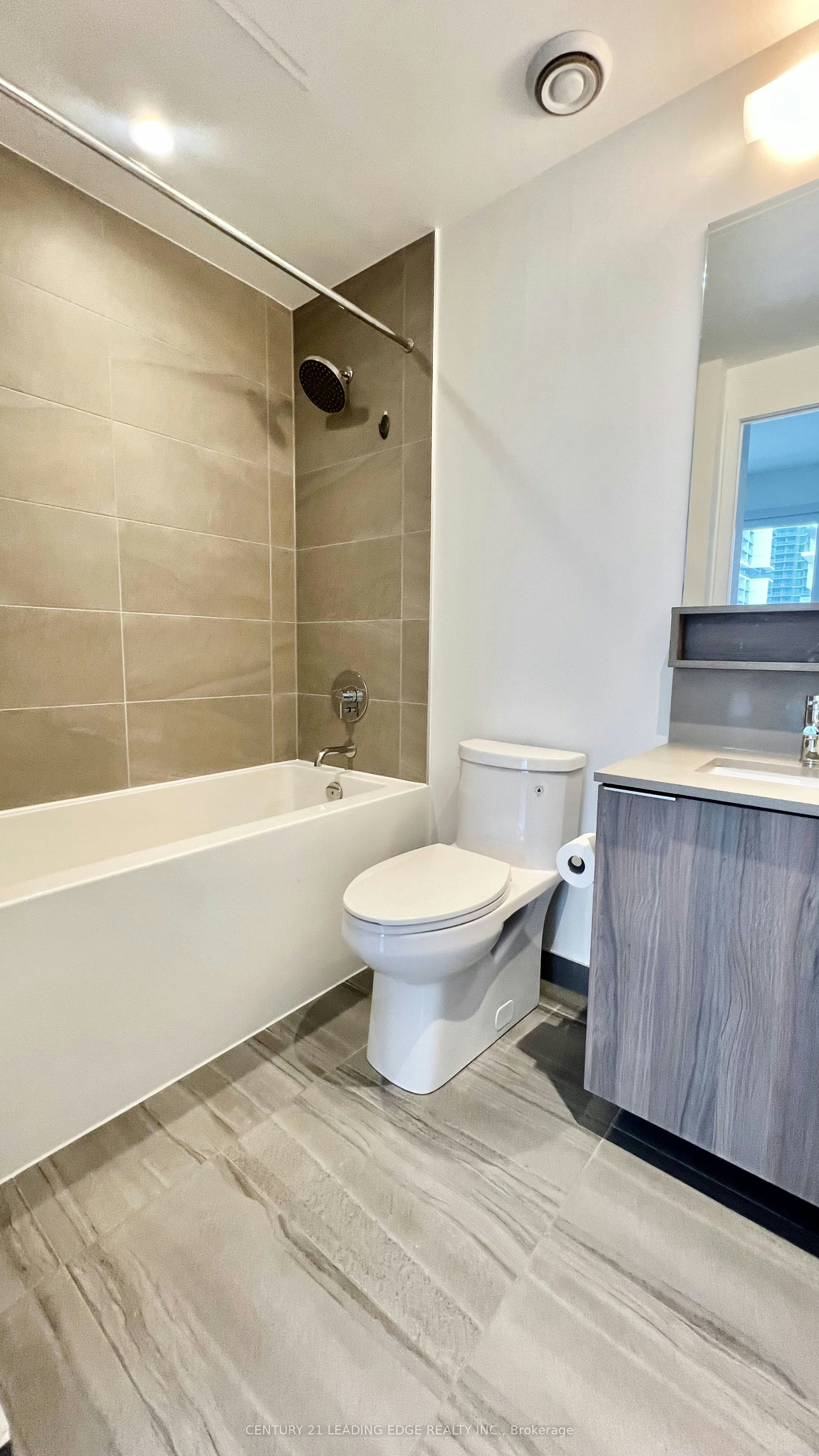 1805-950 Portage Parkway, Vaughan, ON, L4K 0J7 - 4