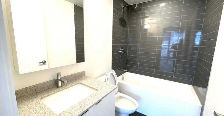 308E-8868 Yonge Street, Richmond Hill, ON, L4C 0T4 - 11