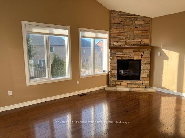 180 Stone Road, Aurora, ON, L4G 6Y9 - 3