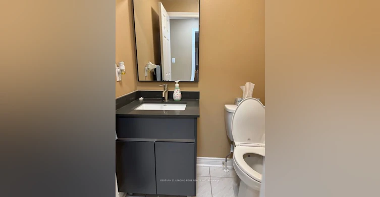 180 Stone Road, Aurora, ON, L4G 6Y9 - 9
