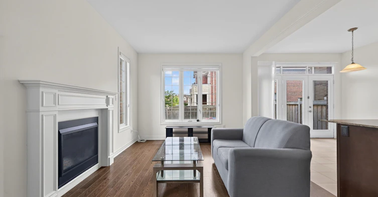 23 Cobb Street, Aurora, ON, L4G 0W9 - 8