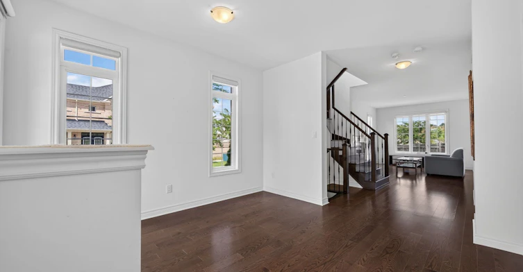 23 Cobb Street, Aurora, ON, L4G 0W9 - 5