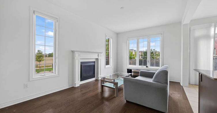 23 Cobb Street, Aurora, ON, L4G 0W9 - 6