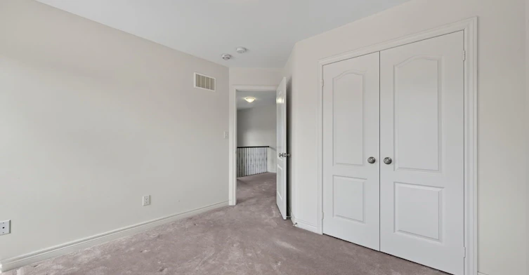 23 Cobb Street, Aurora, ON, L4G 0W9 - 23