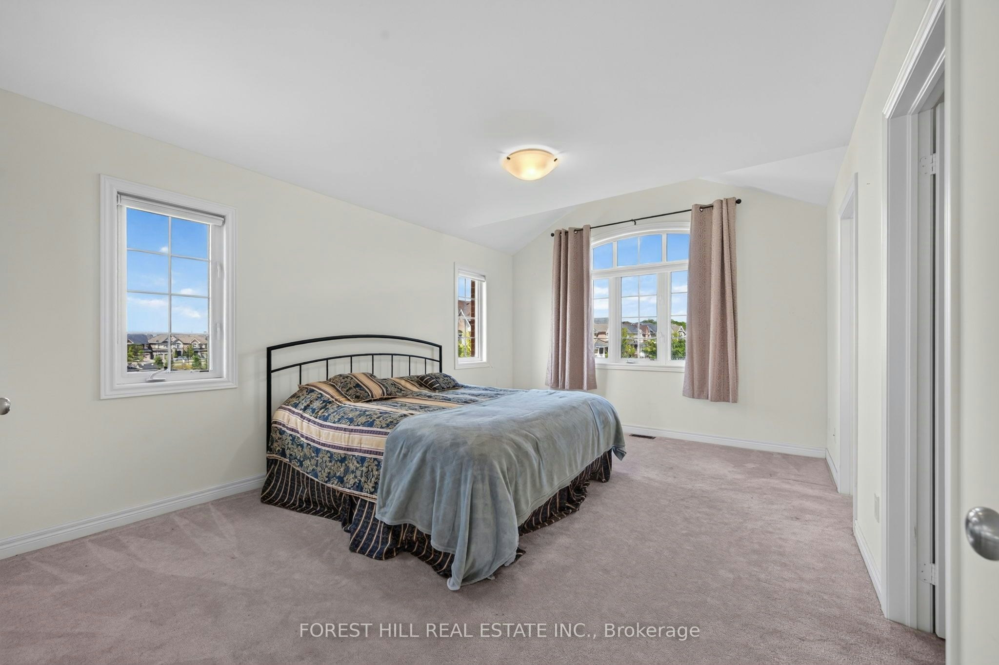 23 Cobb Street, Aurora, ON, L4G 0W9 - 16