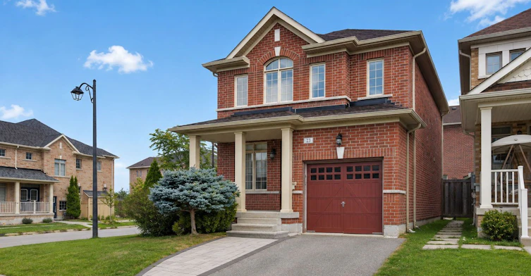 23 Cobb Street, Aurora, ON, L4G 0W9 - 2